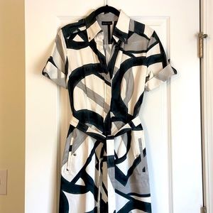 Gray & white abstract dress